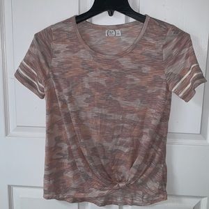 pink camo t-shirt